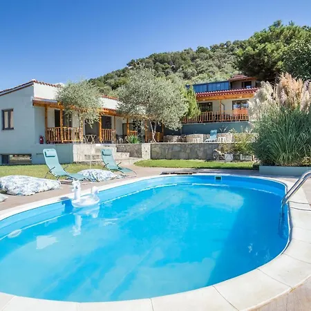 Üdülőközpont Marti 3*